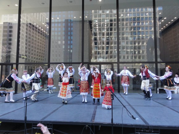 Танцовия състав "Хорце" към училище "Джон Атанасов"