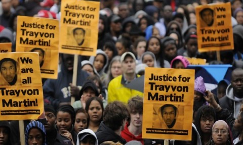Момент от демонстрациите, предшествали решението за оправдаването на убиеца на Трейвън Марин. Снимка: Ройтерс