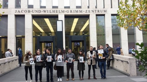 Подкрепа от Берлин