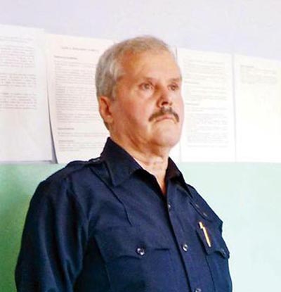На тази снимка, правена преди две години в Централния софийски затвор, Иван Тодоров е облечен с униформата си от охранителната фирма в САЩ. Снимка: Любомир Денов, в. "24 часа"