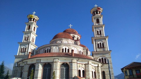 Нова българска църква в Албания