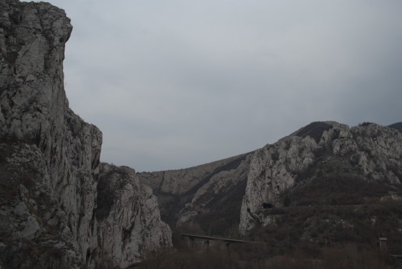 Врачански балкан. Снимка: vikiilubodiaries.blogspot.com