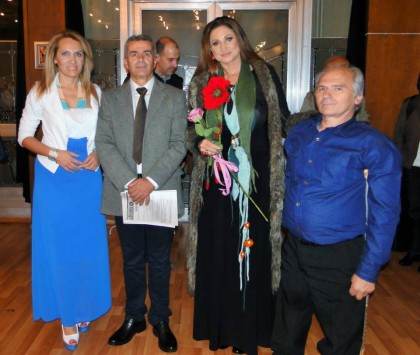 От ляво надясно: Поли Паскова, проф. Владко, Патриция Кирилова, Иван Николов