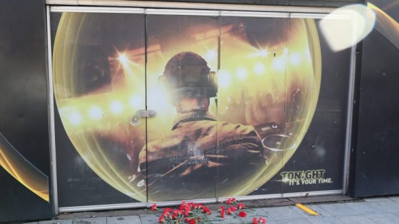 epa05694142 Flowers are placed at the entrance to the Reina night club following a gun attack on the popular night club in Istanbul close to the Bosphorus river, in Istanbul, Turkey, 01 January 2017. At least 39 people were killed and 65 others were wounded in the attack, local media reported. EPA/TOLGA BOZOGLU