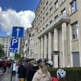 Опашка за гласуване пред секция в гр. Гент, Белгия. Снимка: БТА